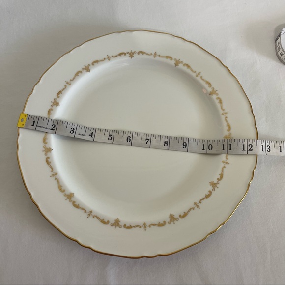 White&Gold Serving Plate Royal Worcester England Fine Bone China Gold Chantilly - Picture 3 of 8